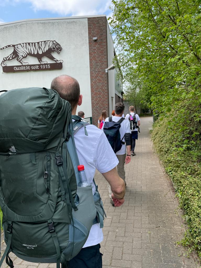 Verpflegungsstop bei Tiger